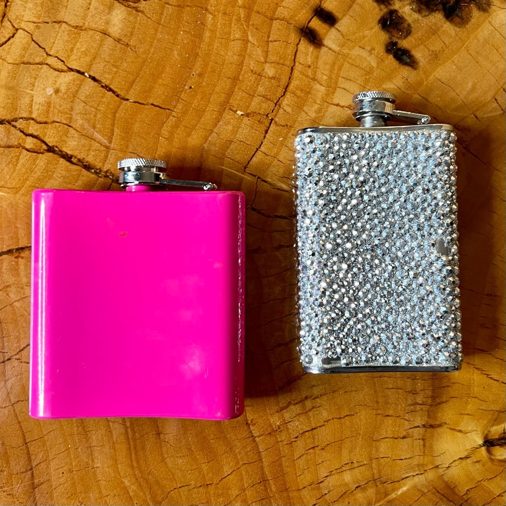 Girls with Class Don’t Need a Glass & Rhinestone Flasks - Picture 2 of 2